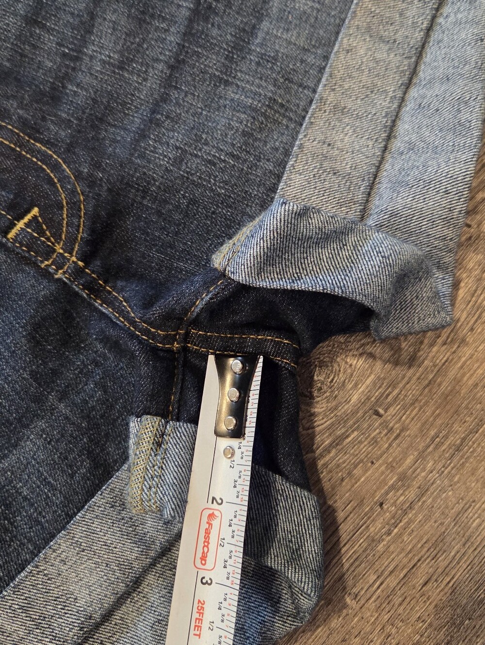 7 For All Mankind, Women's Disressed Cuffed Denim Shorts, Size:30 - Picture 5 of 6